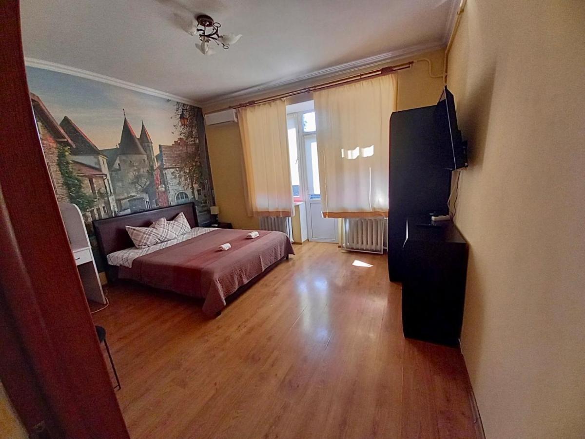 Valentine Apartment Lviv Exterior photo